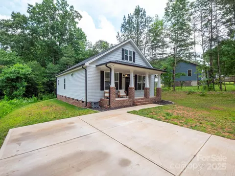 Other - 720 4th St, Stanley, NC 28164 photo 1 of 8