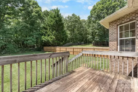5473 Twelve Oak Ln, Conover, NC 28613 photo 29