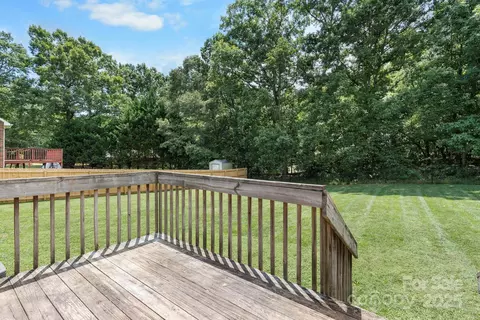 5473 Twelve Oak Ln, Conover, NC 28613 photo 28