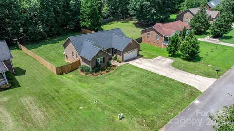 5473 Twelve Oak Ln, Conover, NC 28613 photo 32