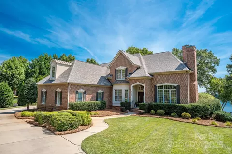 3996 Channel Point Ln, Denver, NC 28037