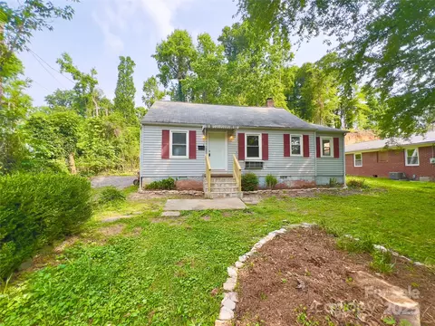 413 Forest Nw Pl NW, Lenoir, NC 28645