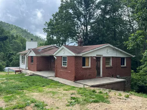 988 N Fork Rd, Barnardsville, NC 28709