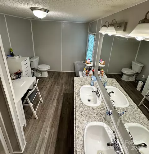 Bath - 117 Haystack Ln, Olin, NC 28660 photo 3 of 4