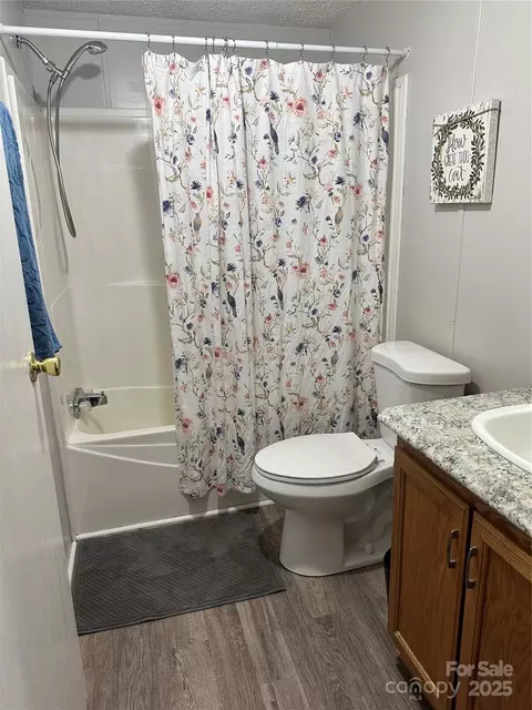 Bath - 117 Haystack Ln, Olin, NC 28660 photo 4 of 4