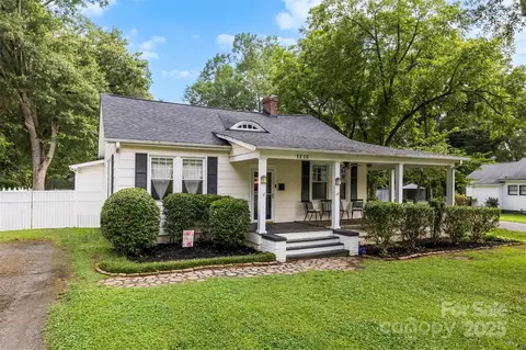 Exterior - 1210 Jackson Rd, Gastonia, NC 28052 photo 2 of 7