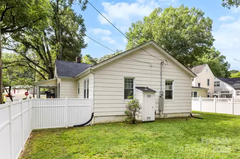 Exterior - 1210 Jackson Rd, Gastonia, NC 28052 photo 5 of 7