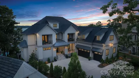 18007 Harbor Light Blvd, Cornelius, NC 28031