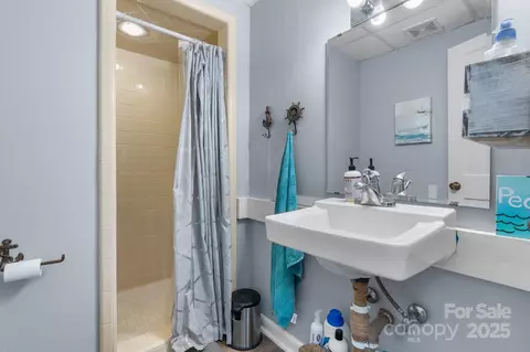 Other - 701 5th Ne Ave NE, Conover, NC 28613 photo 10 of 12