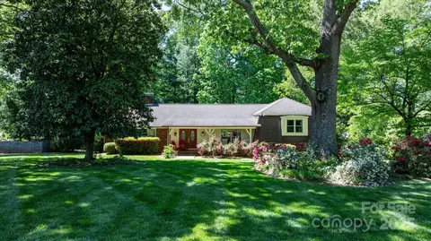 701 5th Ne Ave NE, Conover, NC 28613