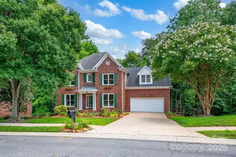 6016 Graburns Ford Dr, Charlotte, NC 28269