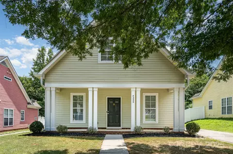 4235 Spring Oak Dr, Charlotte, NC 28208