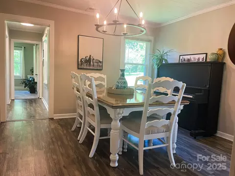Dining - 107 Byrd St, Morganton, NC 28655 photo 3 of 3