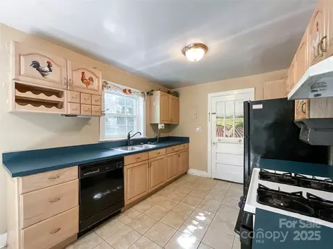 Kitchen - 310 E Houston St, Monroe, NC 28112 photo 2 of 6