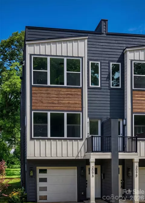 209 Coxe A Ave #A, Charlotte, NC 28208