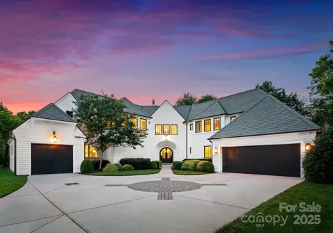 4714 Ockley Manor Ln, Charlotte, NC 28226