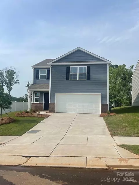 1144 Foxberry Ln, Maiden, NC 28650