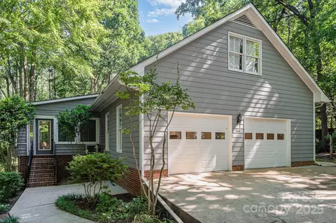 140 Rustic Way Ln, Mooresville, NC 28117