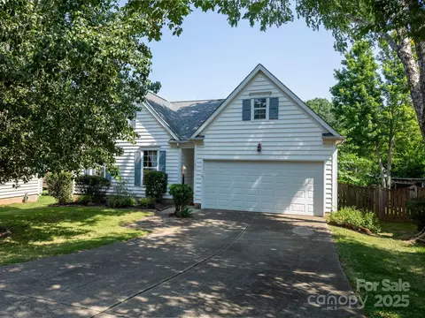 11911 Brownestone View Dr, Charlotte, NC 28269