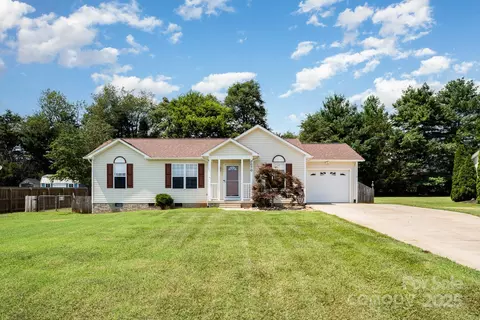 2070 Rocketts Way, Newton, NC 28658