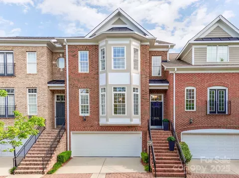 3036 Luke Crossing Dr, Charlotte, NC 28226
