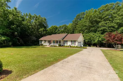 637 Freemont Dr, Lancaster, SC 29720 photo 3