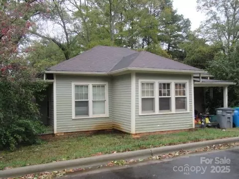 9 Poplar St, Belmont, NC 28012
