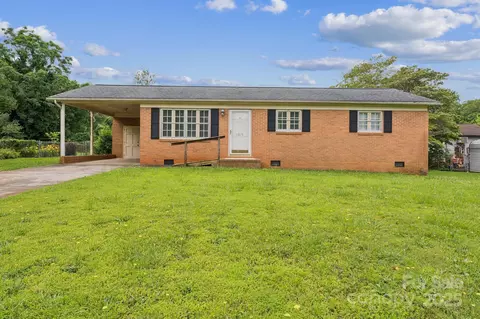 1019 Carmel Dr, Gastonia, NC 28056