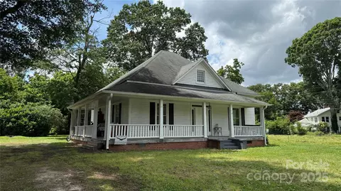 115 Friendship Dr, Lawndale, NC 28090