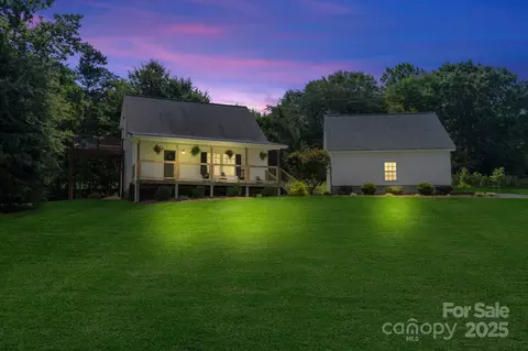 220 Plonk Rd, Dallas, NC 28034