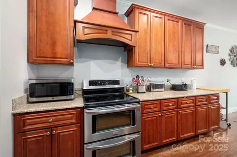 59 Ledgestone Dr, Fairview, NC 28730 photo 12