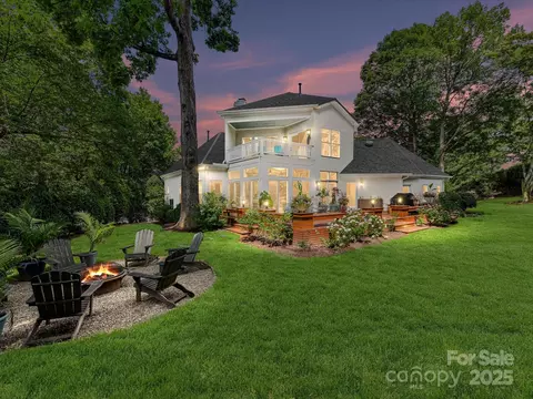 19205 Hidden Cove Ln, Cornelius, NC 28031