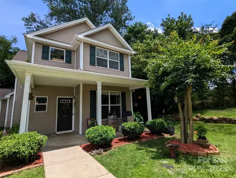 725 Chelton Ln, Fort Mill, SC 29715