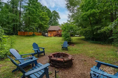 Exterior - 204 Terrys Gap Loop Rd, Fletcher, NC 28732 photo 8 of 9