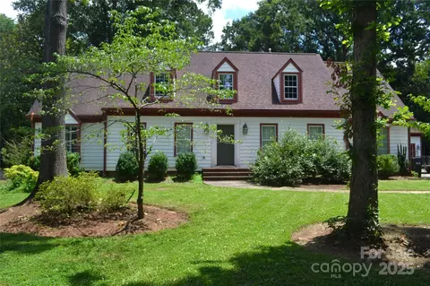 2501 Handley Pl, Charlotte, NC 28226