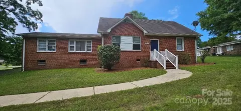 2828 Bellhaven Cir, Charlotte, NC 28214