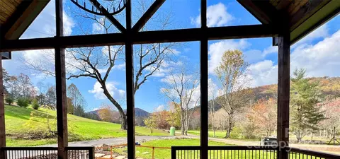 159 Comanche Rd, Cullowhee, NC 28723 photo 3