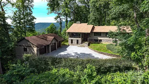 2045 Hogback Mountain Rd, Tryon, NC 28782