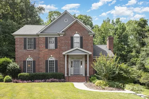 205 Rosedale Ln, Matthews, NC 28105