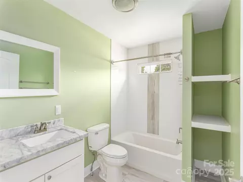 Bath - 3355 Thickety Rd, Clyde, NC 28721 photo 4 of 4
