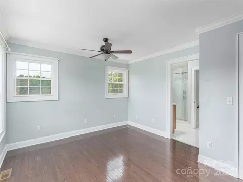 Bedroom - 3355 Thickety Rd, Clyde, NC 28721 photo 2 of 3