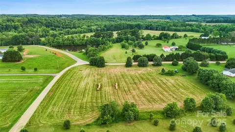 000 Spring Pointe Dr, Stony Point, NC 28678 photo 5
