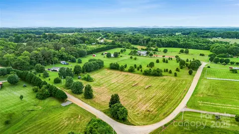 000 Spring Pointe Dr, Stony Point, NC 28678 photo 3