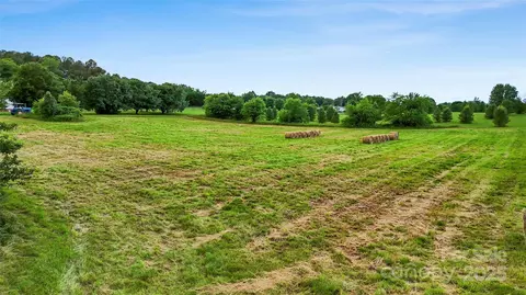 000 Spring Pointe Dr, Stony Point, NC 28678 photo 9