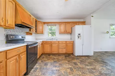 1043 Sid Davis Rd, Chester, SC 29706 photo 8
