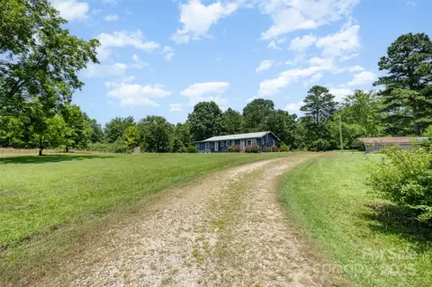 1043 Sid Davis Rd, Chester, SC 29706 photo 2
