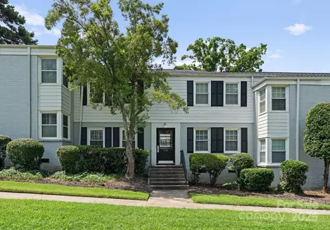 504 Wakefield A Dr #A, Charlotte, NC 28209