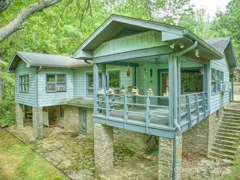 88 Laurel Loop, Maggie Valley, NC 28751
