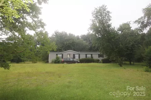 111 Rainbow Rd, Wadesboro, NC 28170