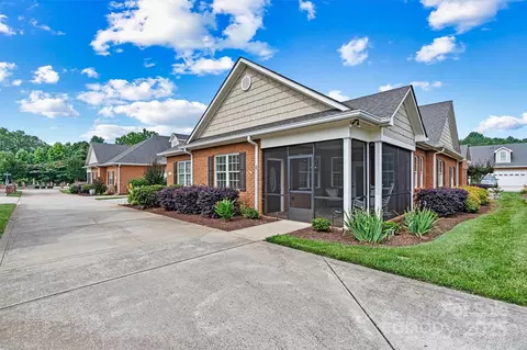 2369 Stardust Ct, Denver, NC 28037